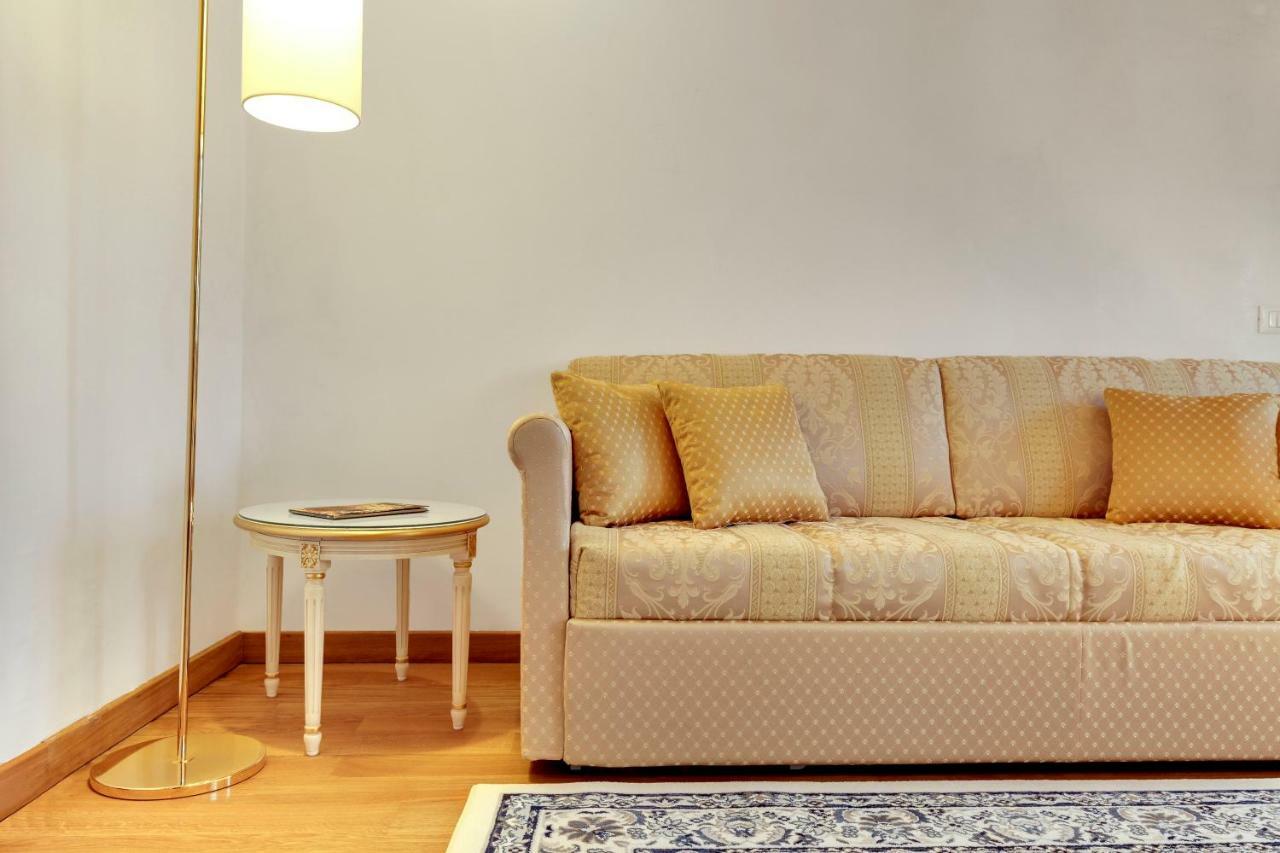 Nikki House * Venecia